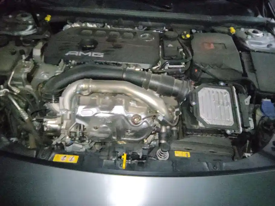Mercedes-Benz A-Class AMG 2024 AMG A 35 L 4MATIC фото 10