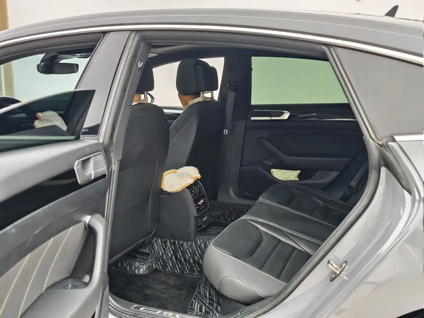 Volkswagen FAW-Volkswagen CC 2021 380TSI Eye-catching Edition фото 7