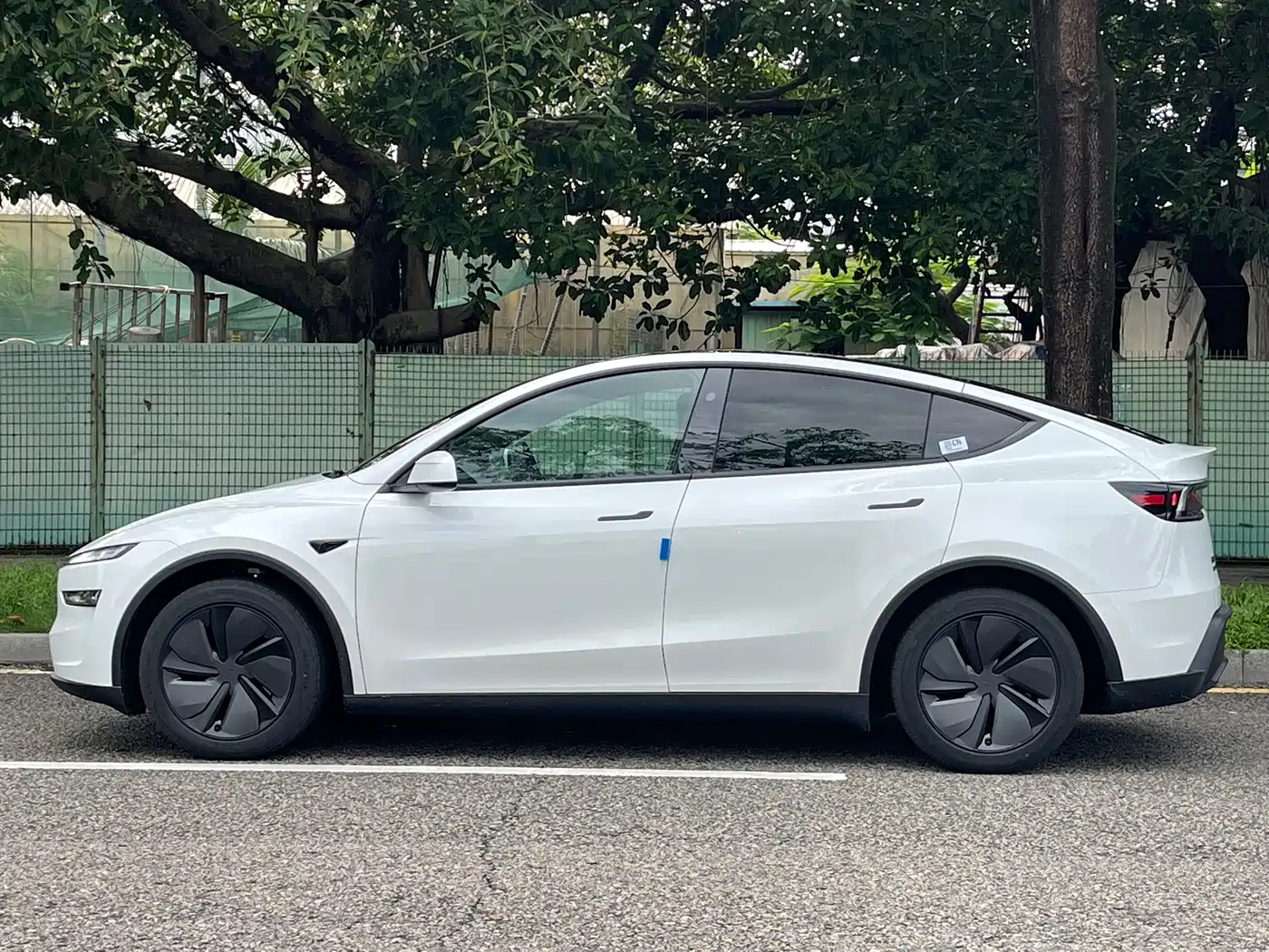 Tesla Model Y 2026 2026 Rear-Wheel Drive