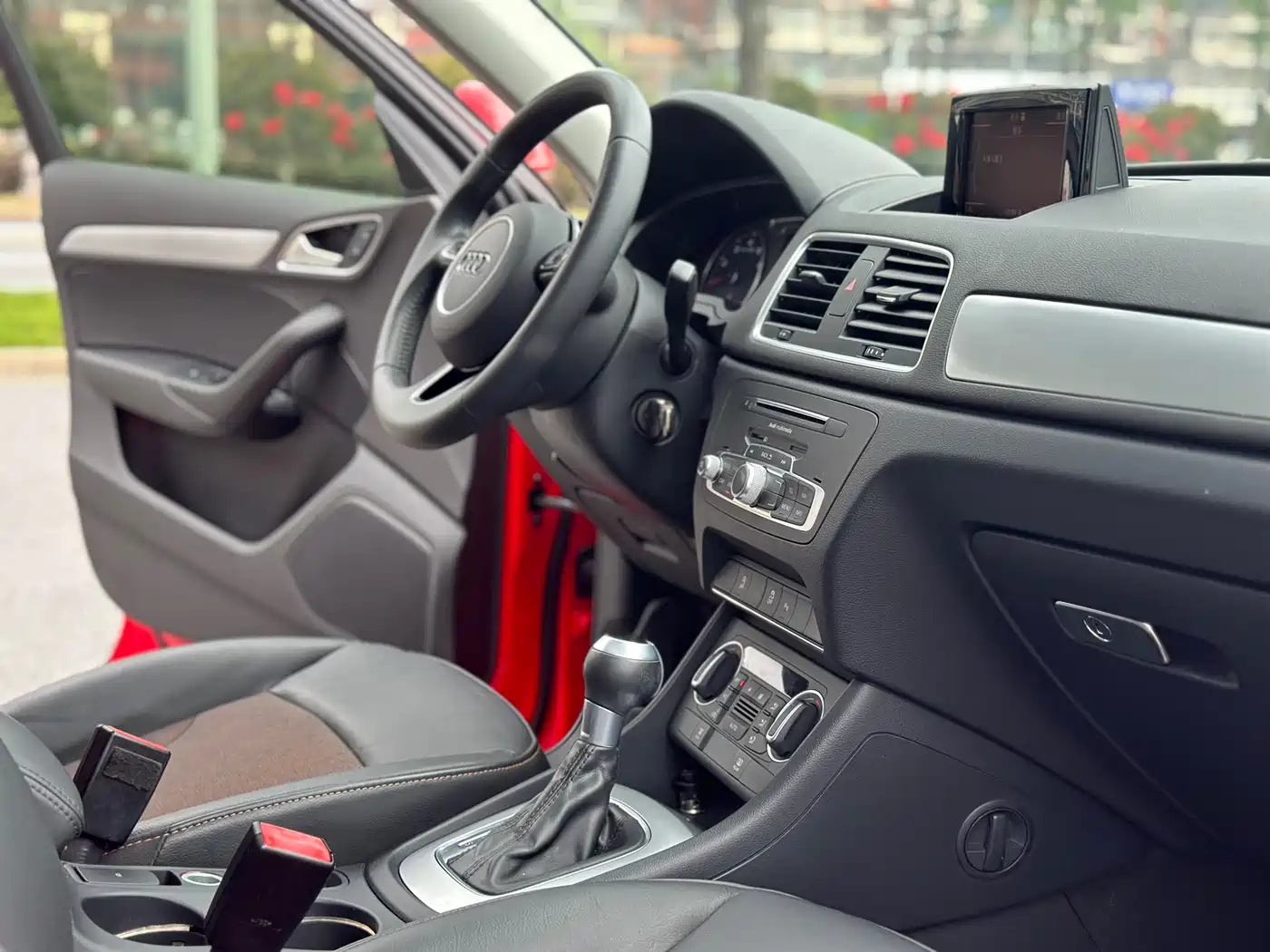 Audi Q3 2018 30 TFSI Fashion Collector's Edition фото 14