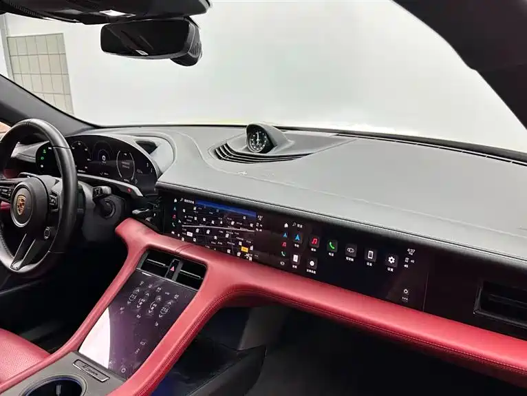 Porsche Taycan 2020 Taycan фото 12