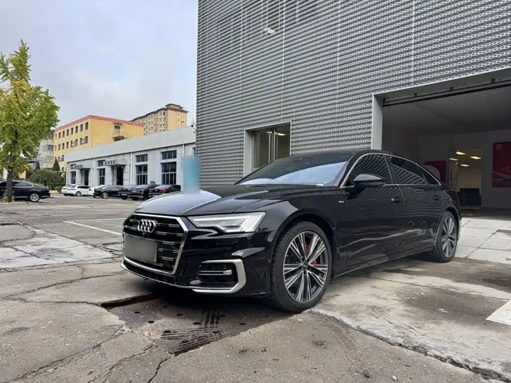 Audi A6L 2026 2026 Model Year 45 TFSI quattro Premium Dynamic