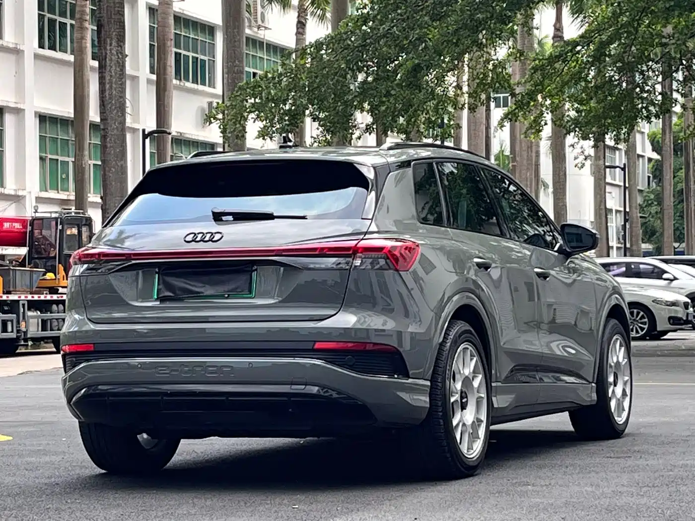 Audi Q4 e-tron 2023 40 e-tron Pioneer Edition фото 19