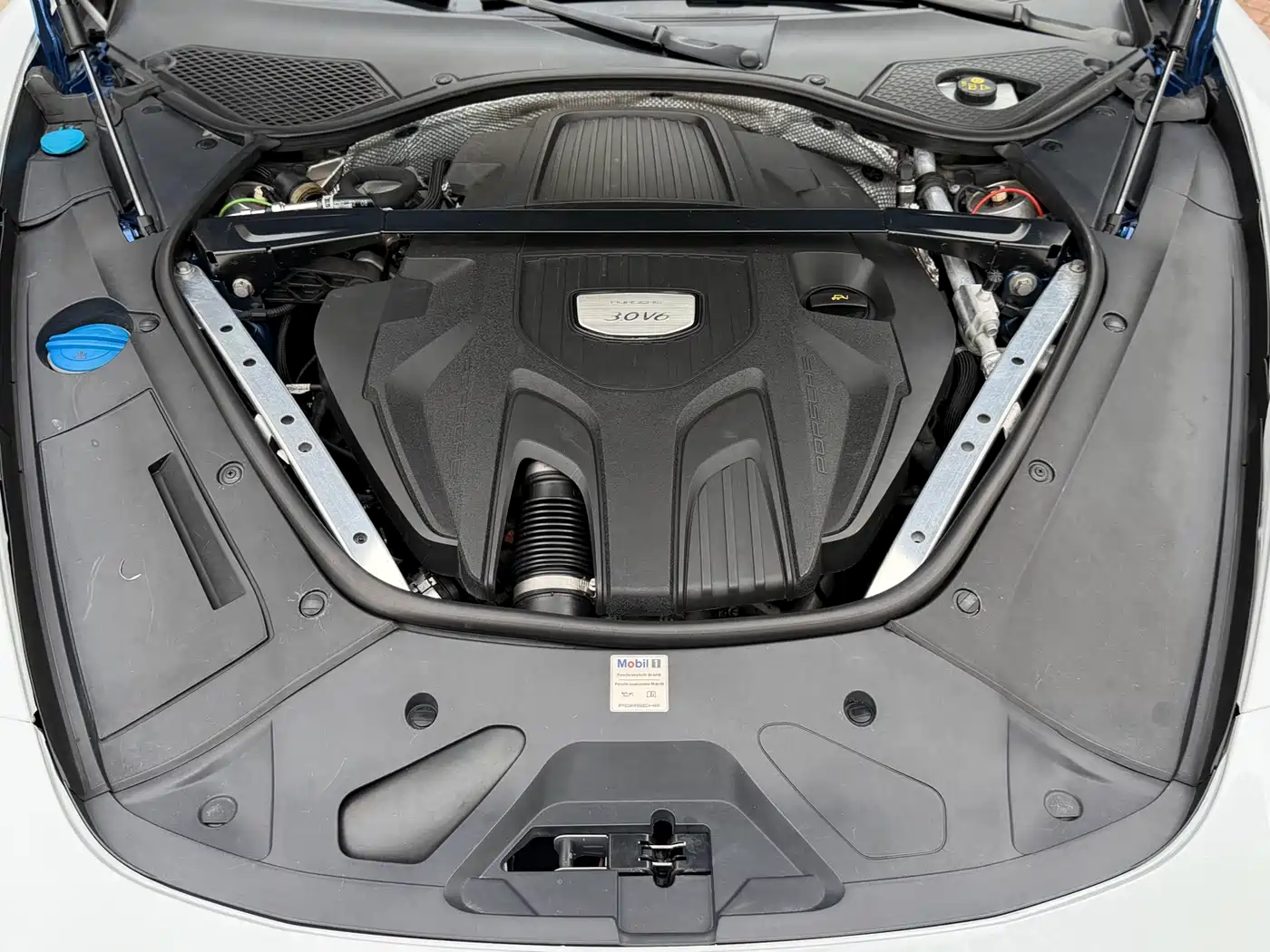 Porsche Panamera 2017 Panamera 3.0T фото 29
