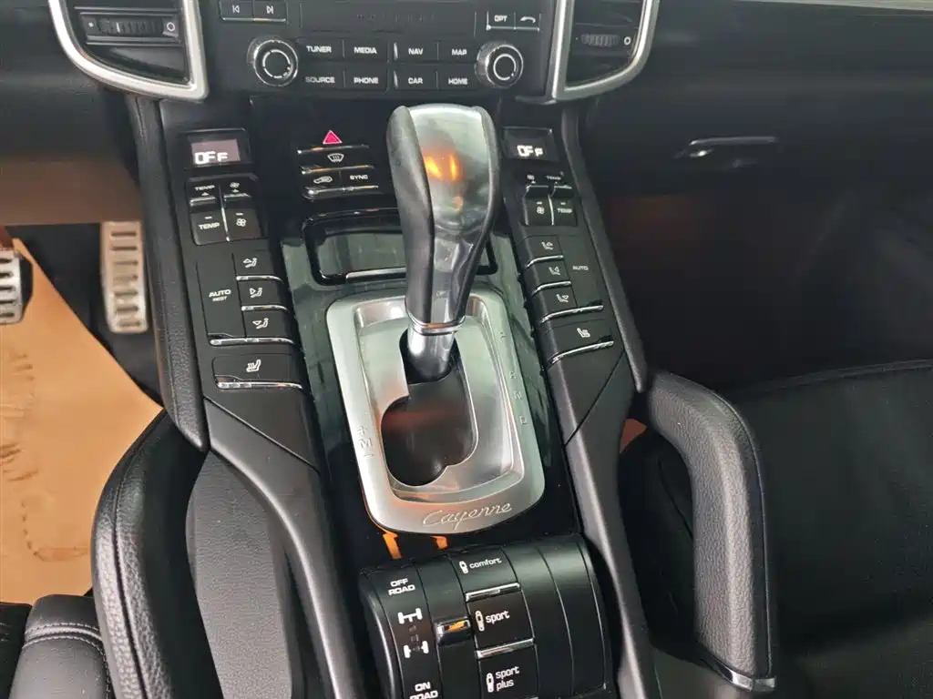 Porsche Cayenne 2016 Cayenne 3.0T фото 14