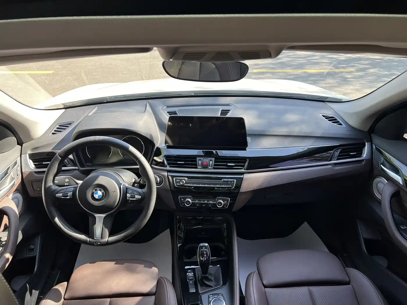BMW X1 2022 sDrive20Li Premium фото 14