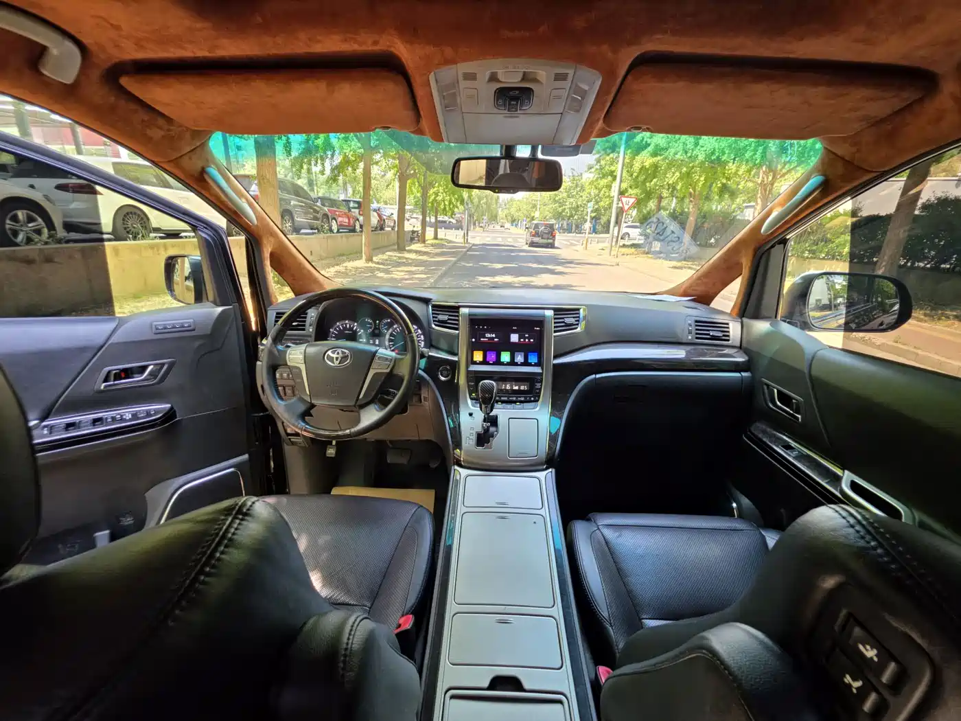 Toyota Alphard 2012 3.5L Premium Edition фото 14