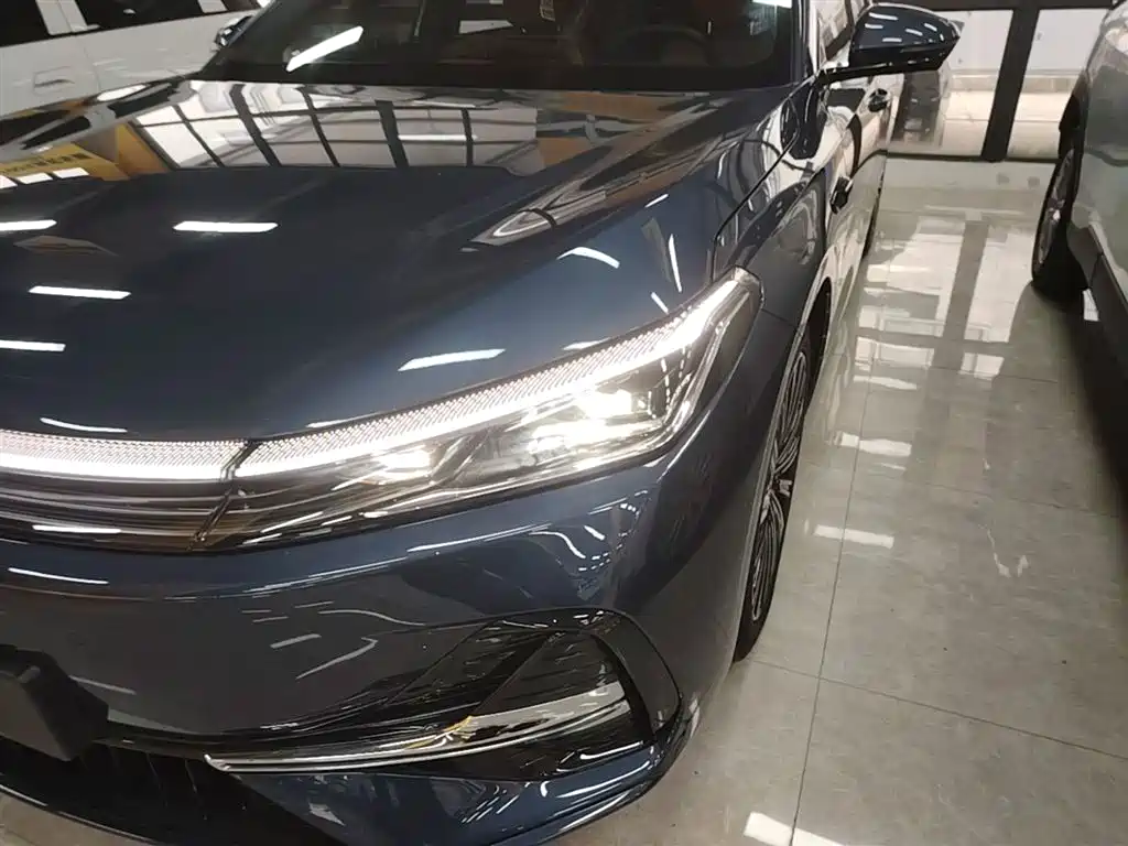 Geely Galaxy Galaxy A7 2025 EM-i фото 24