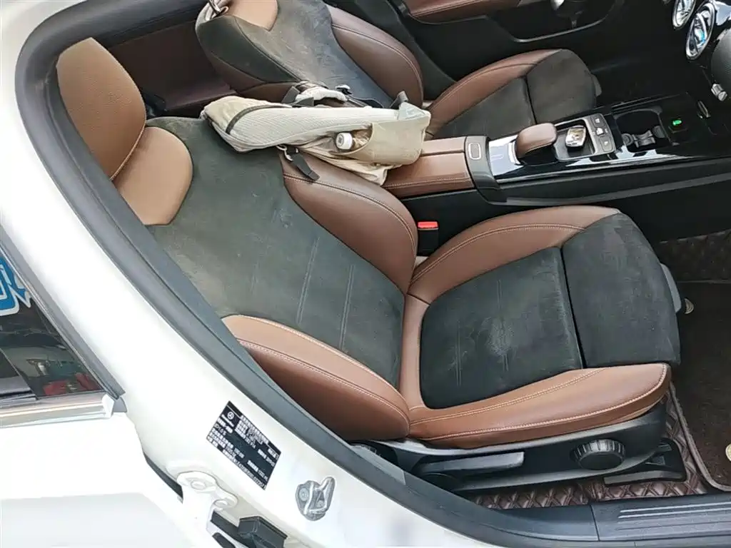 Mercedes-Benz A-Class 2019 A 180 L Sport Sedan фото 25