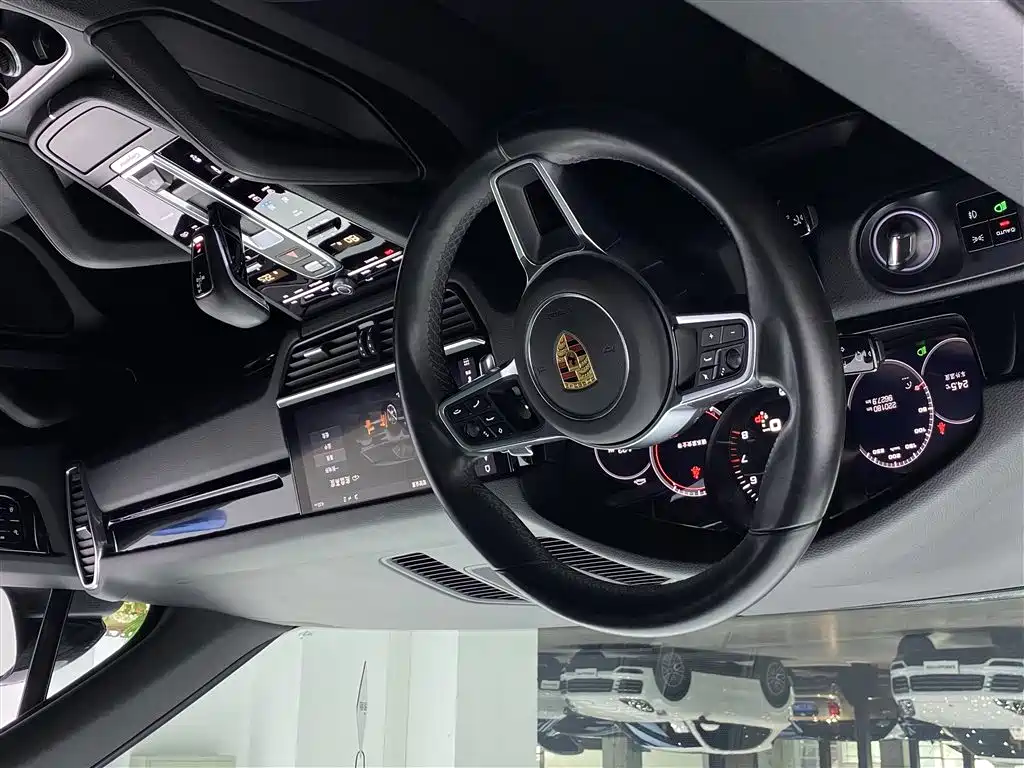 Porsche Cayenne 2018 Cayenne 3.0T фото 23