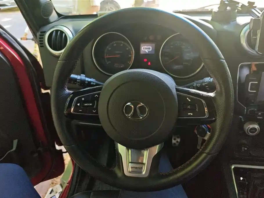 BAIC ORV Beijing Offroad BJ40 2016 Model 40L 2.3T Automatic 4WD Exclusive фото 15