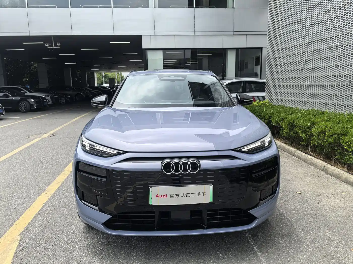Audi Q6L e-tron 2025 Model Pioneer Edition фото 2