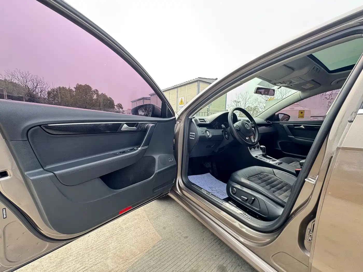 Volkswagen Magotan 2015 Facelift 1.8TSI Luxury фото 12