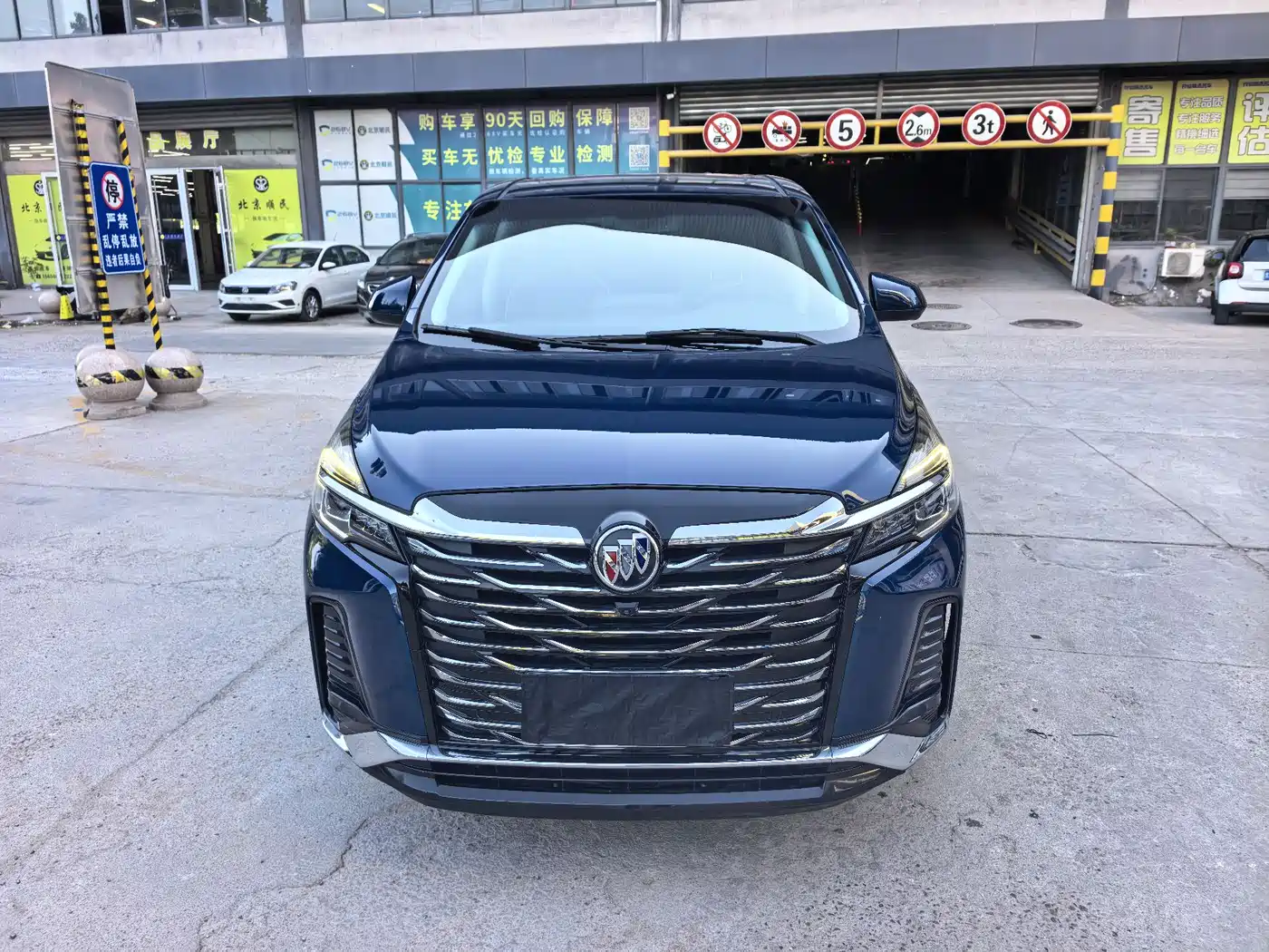 Buick GL8 2023 Land Business Class 652T Luxury фото 2