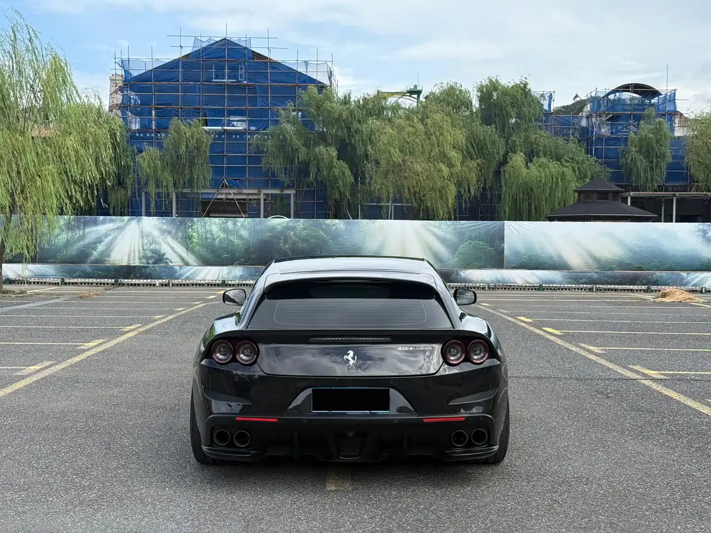 Ferrari GTC4Lusso 2018 2016 6.3L V12