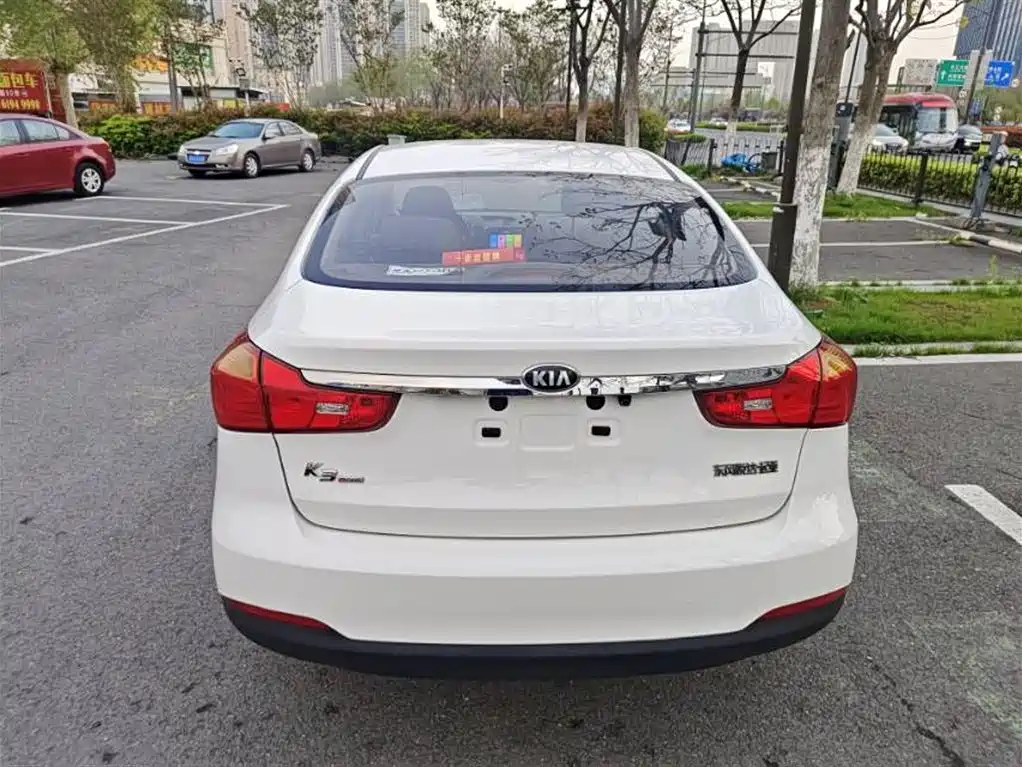 Kia K3 2013 1.6L Automatic GLS фото 7
