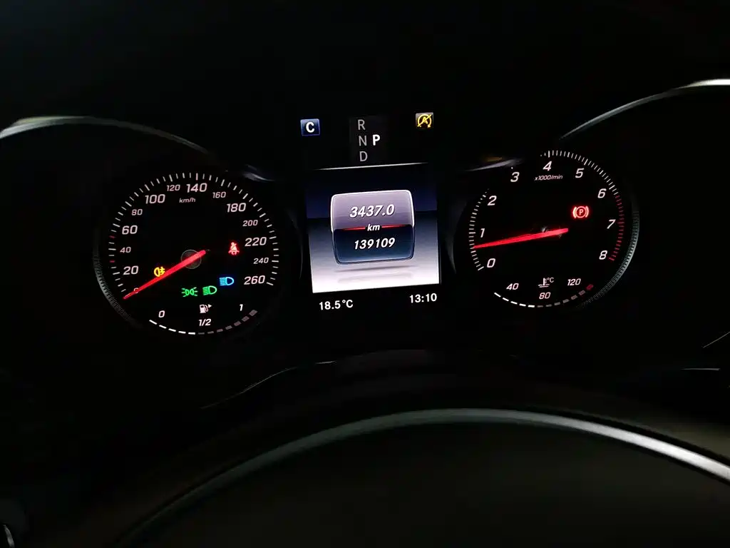 Mercedes-Benz GLC 2017 GLC 200 4MATIC фото 11