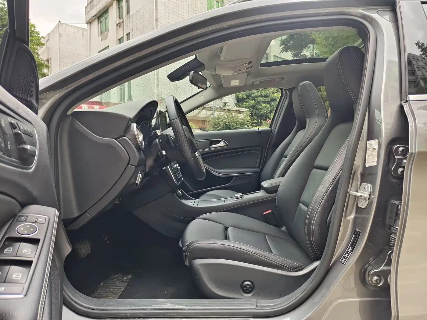 Mercedes-Benz GLA 2016 GLA 200 Dynamic фото 7