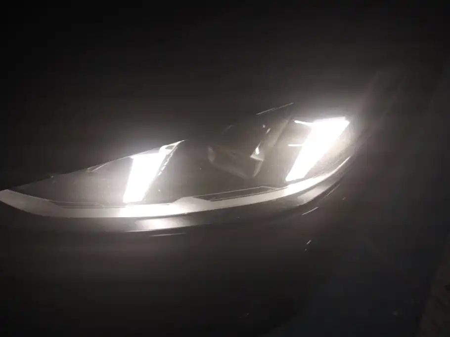 BMW 4 Series 2024 430i M Sport Shadow Edition фото 5