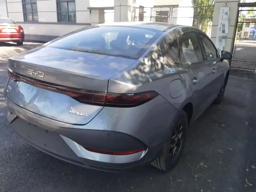 BYD Qin PLUS 2026 DM-i Smart Edition 128KM Progressive фото 7