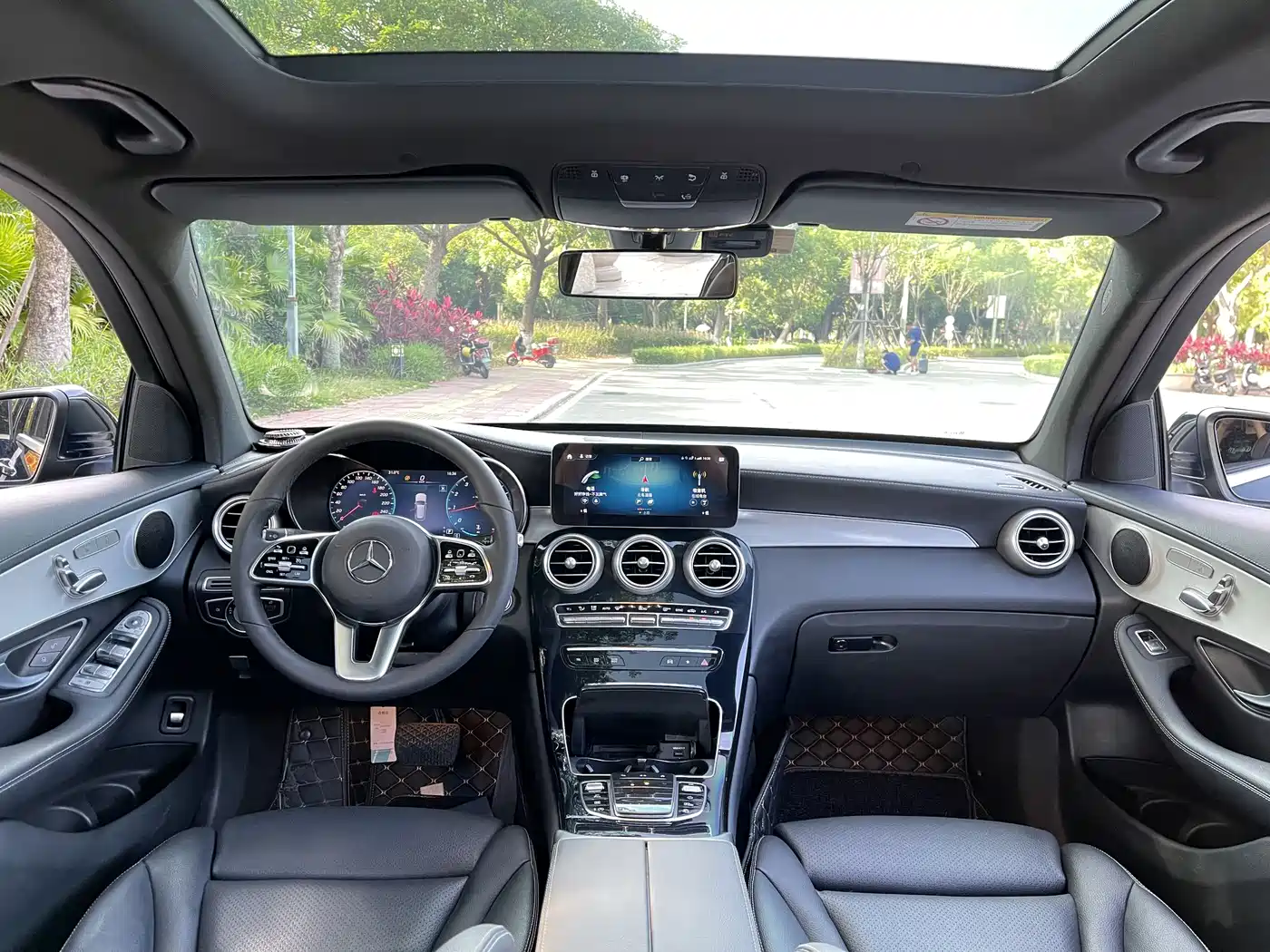 Mercedes-Benz GLC 2022 Facelift III GLC 260 L 4MATIC Dynamic фото 6