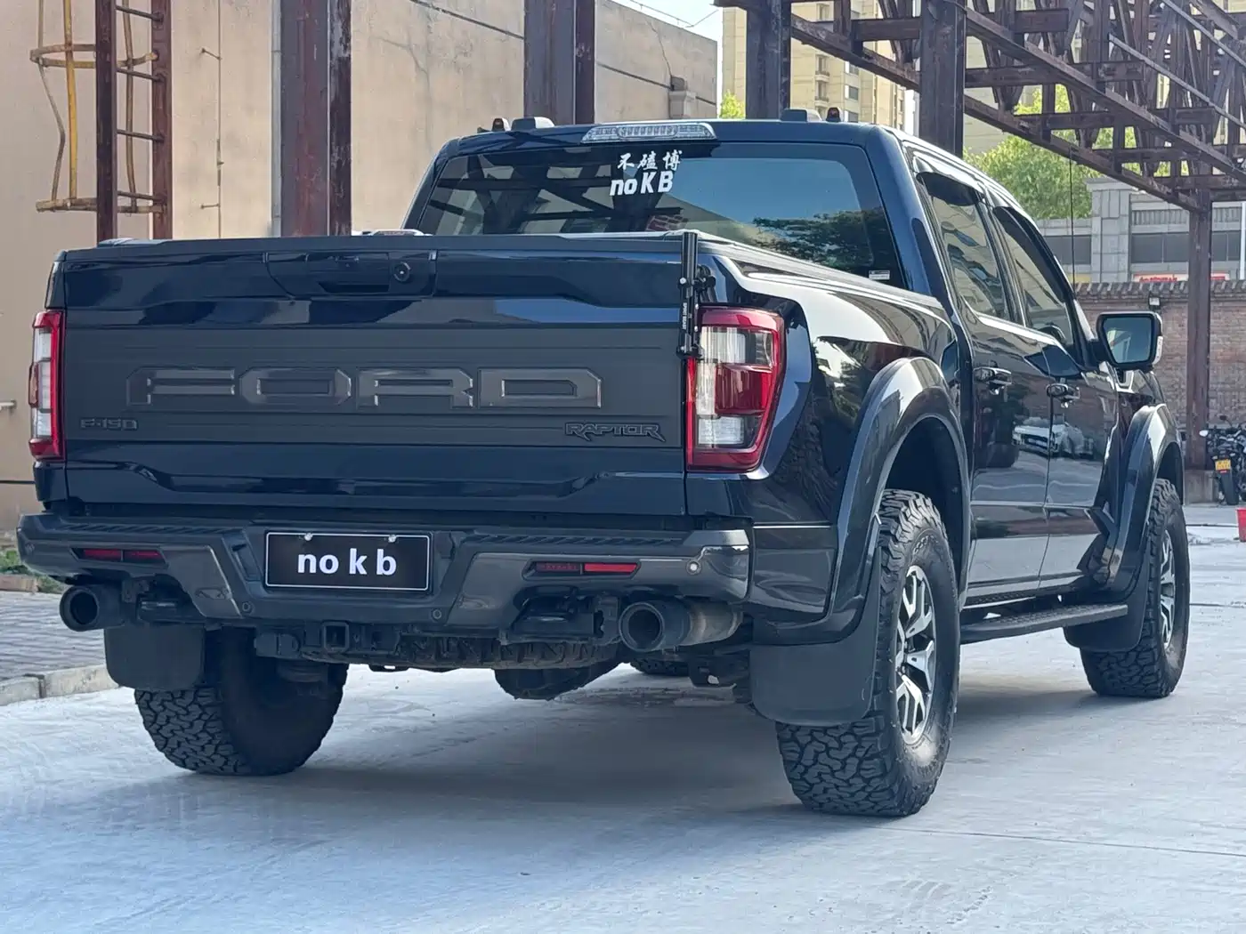 FORD F-150 RAPTOR