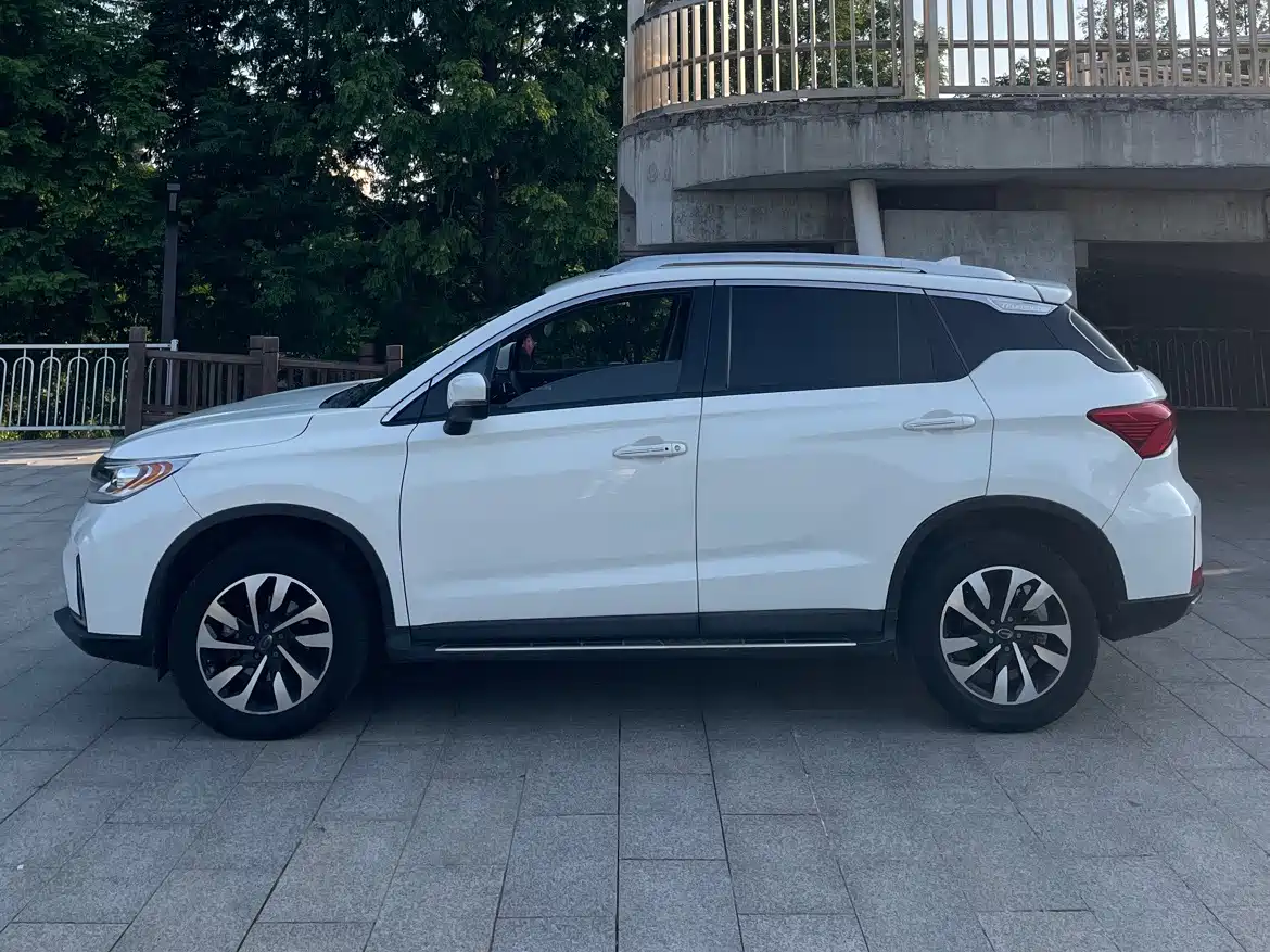 GAC Trumpchi Trumpchi GS4 2019 270T Automatic 2WD Elite Edition фото 3