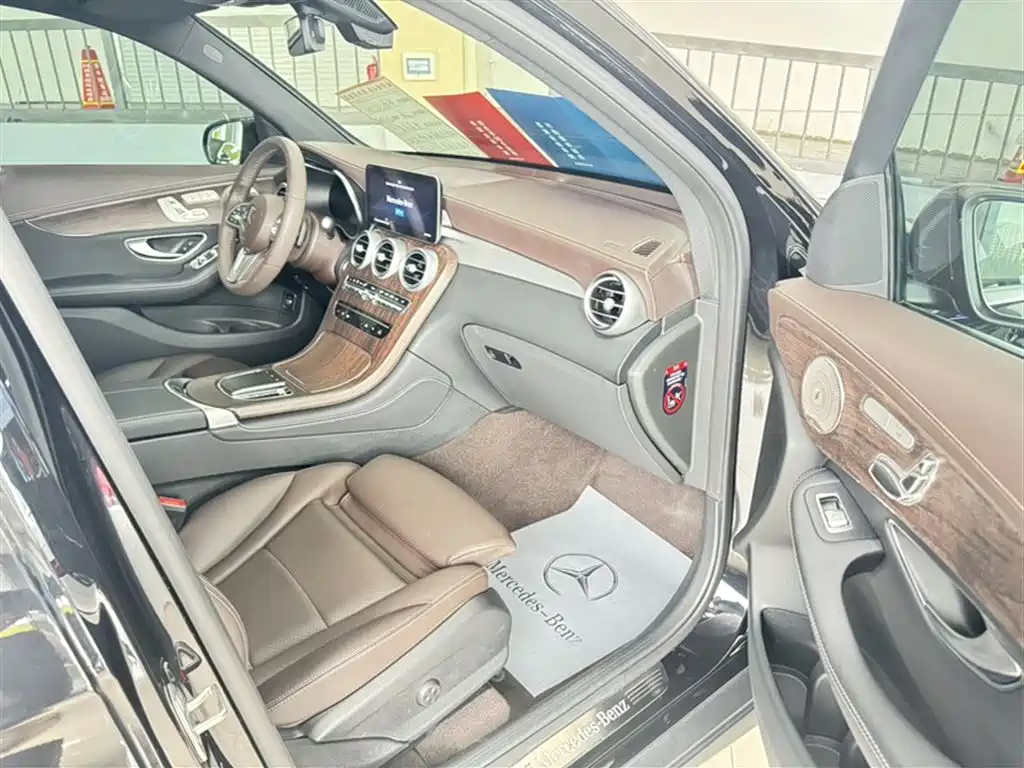 Mercedes-Benz GLC 2022 Facelift II GLC 260 L 4MATIC Sport Model фото 12