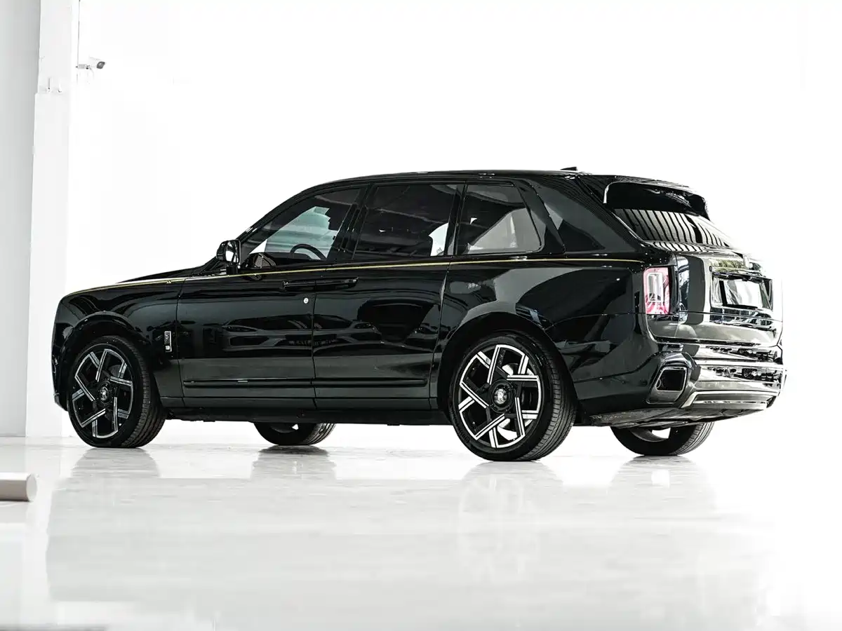 Rolls-Royce Cullinan 2018 5-Seater Version фото 5