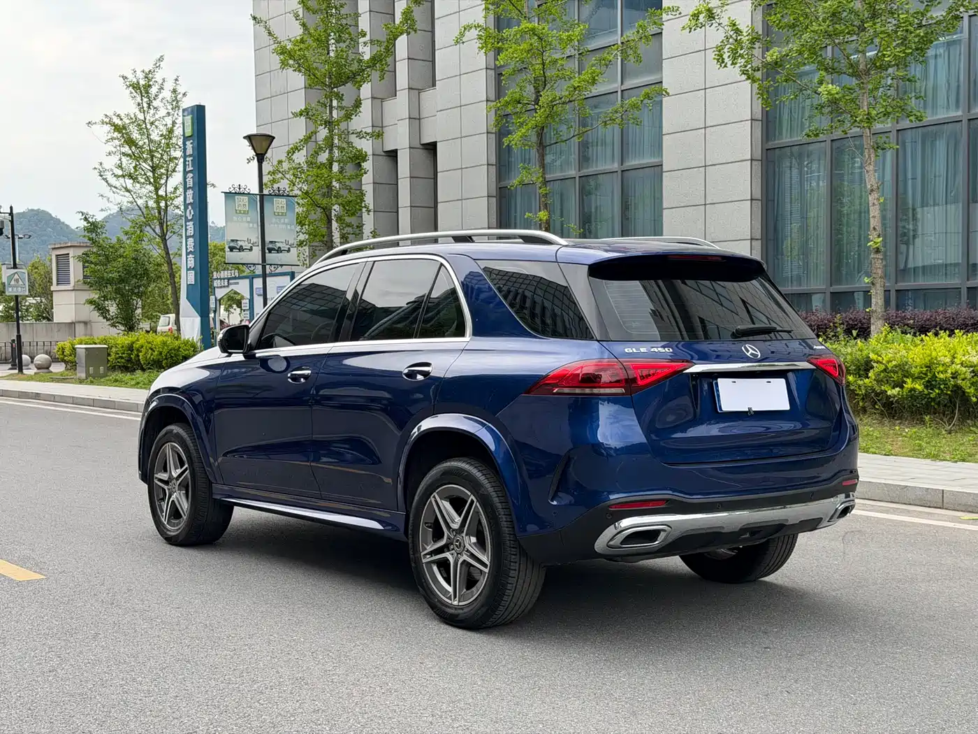 Mercedes-Benz GLE 2020 Facelift GLE 450 4MATIC Luxury фото 5