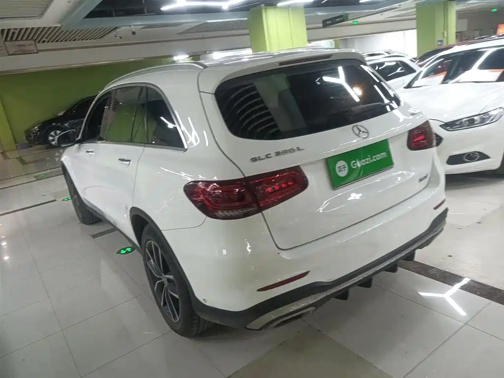 Mercedes-Benz GLC 2022 Facelift GLC 260 L 4MATIC Luxury Model фото 23