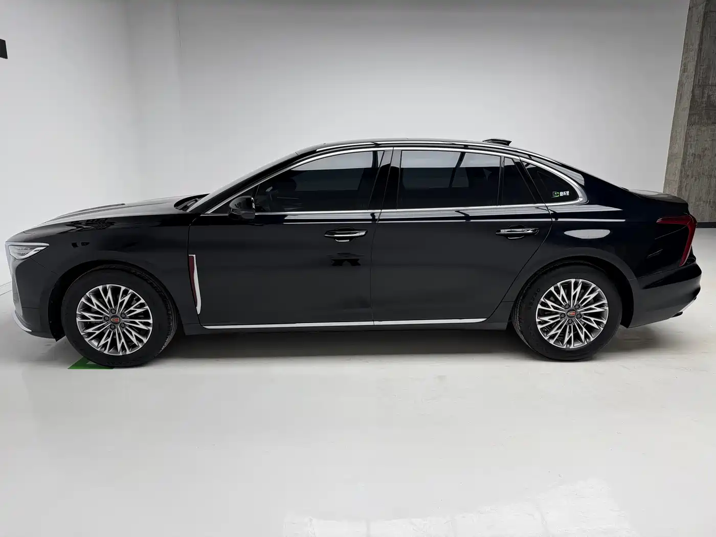 Hongqi H5 2024 2.0T Automatic Smart Connect Flag Enjoy Edition фото 7