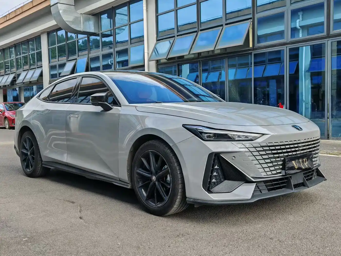 CHANGAN UNI-V