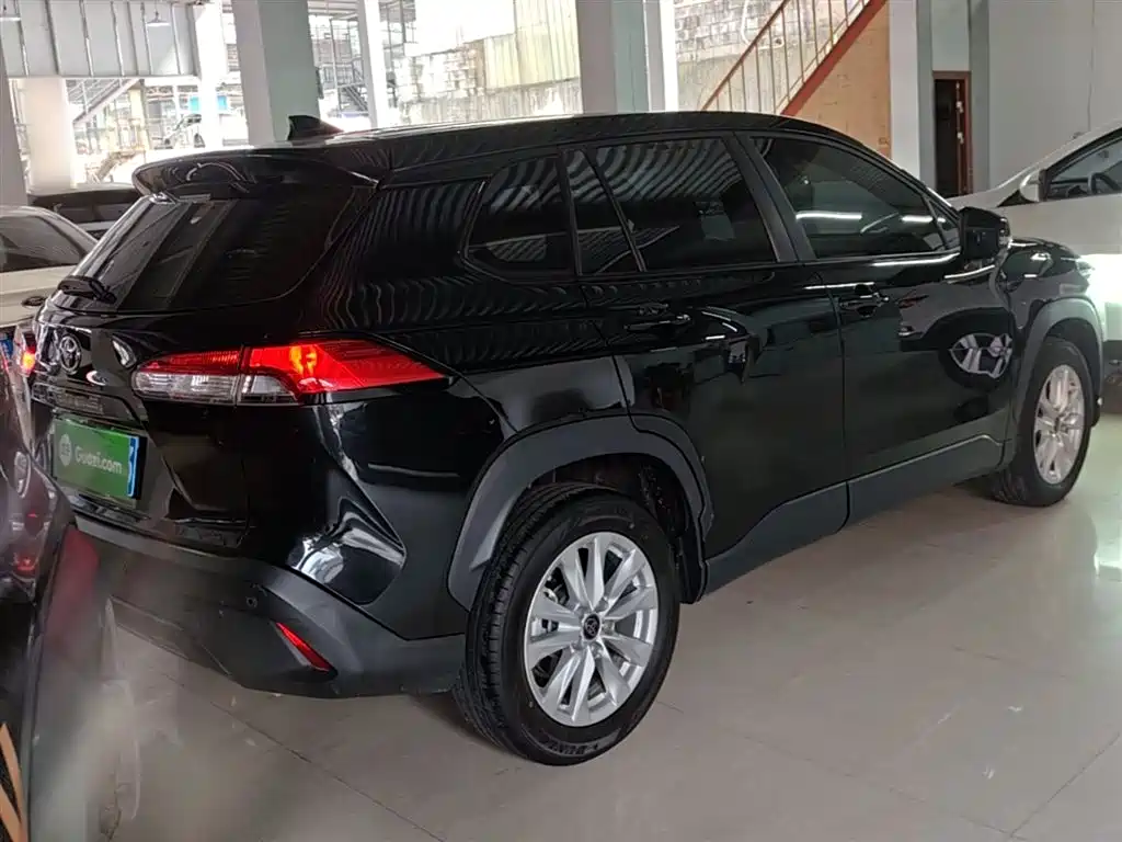 Toyota Corolla Cross 2023 2.0L Elite Edition фото 7