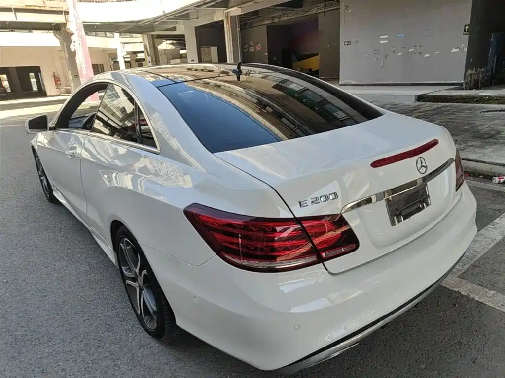 Mercedes-Benz E-Class (Import) 2014 E 200 Coupe фото 5
