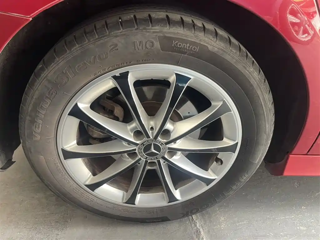 Mercedes-Benz A-Class 2020 Facelift A 200 L Sport Sedan Dynamic фото 25