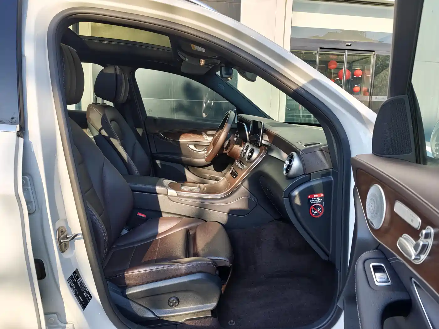 Mercedes-Benz GLC 2020 GLC 260 L 4MATIC Luxury фото 23