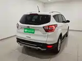 Photo 7 - Ford Kuga