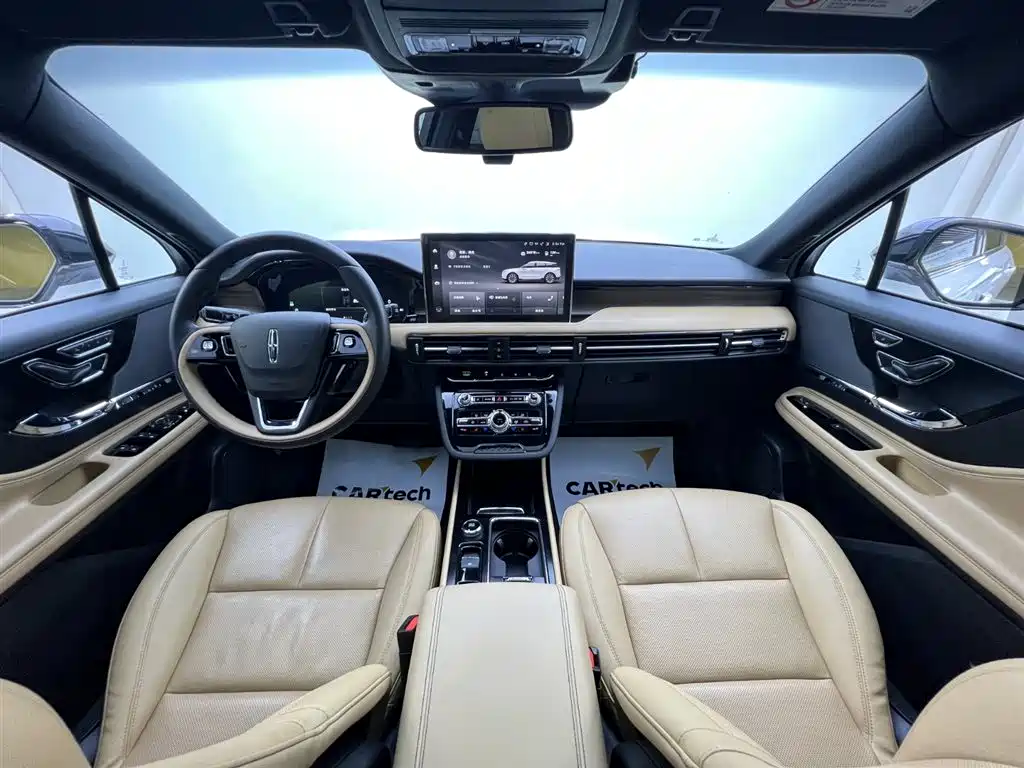 LINCOLN ADVENTURER