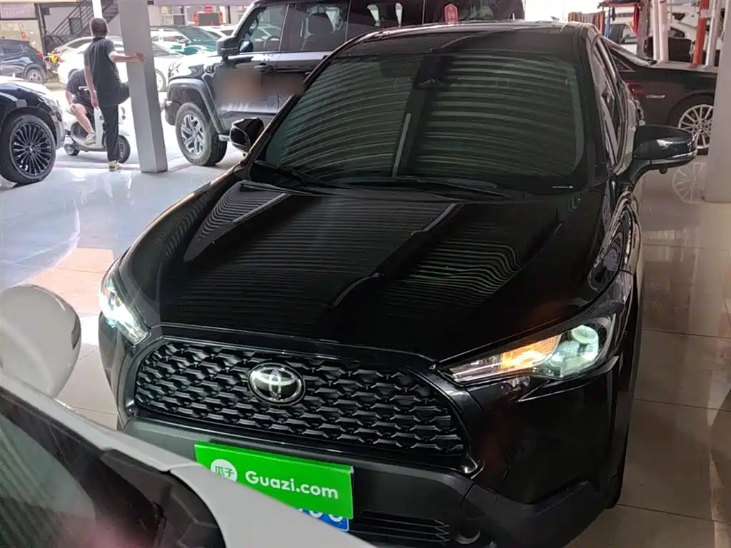 Toyota Corolla Cross 2023 2.0L Elite Edition фото 3