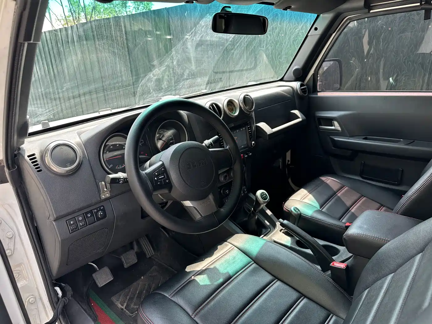 BAIC ORV Beijing Offroad BJ40 2014 2.4L Manual Cross Country фото 6