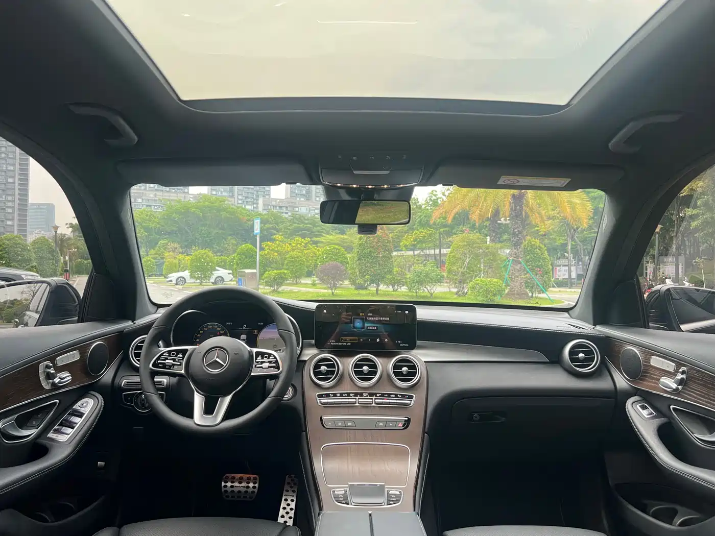 Mercedes-Benz GLC 2022 Facelift GLC 300 L 4MATIC Dynamic Collector's Edition фото 12