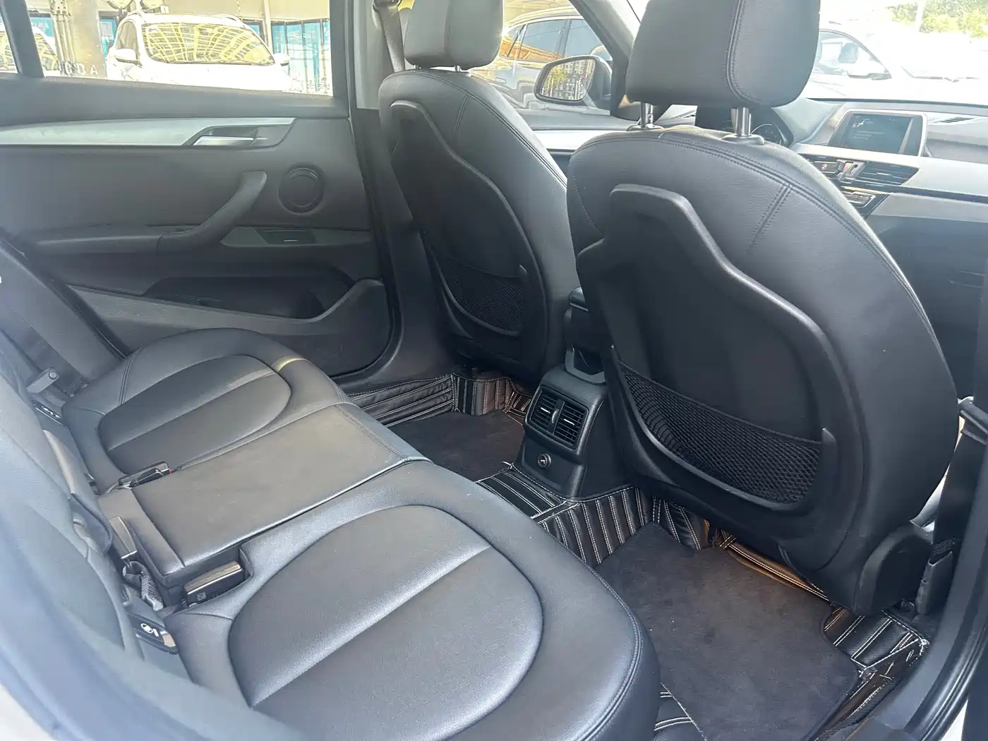 BMW X1 2016 sDrive18Li Fashion Model фото 10
