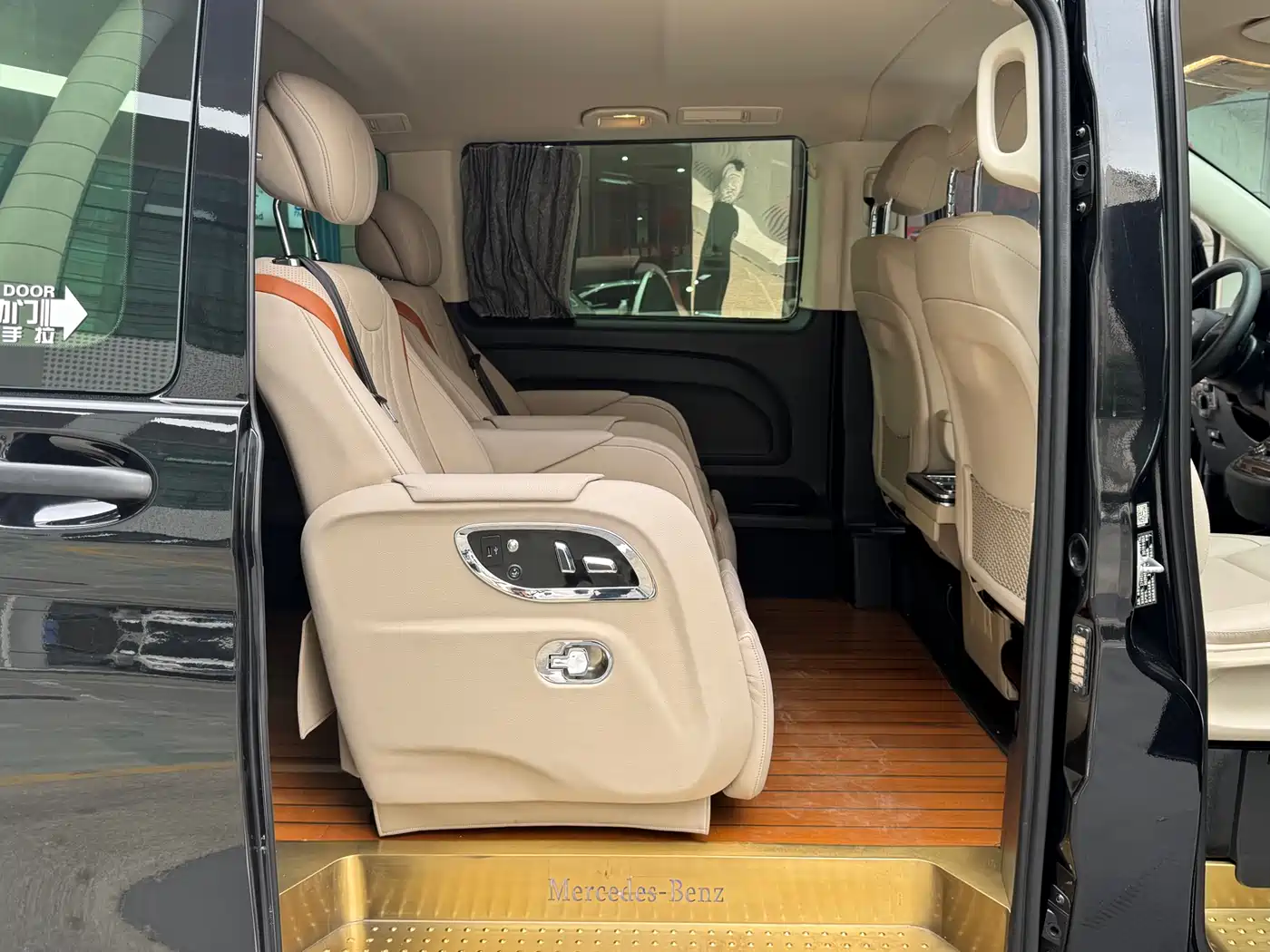 Mercedes-Benz Vito 2018 2.0T Elite Edition 7-Seater China V фото 15