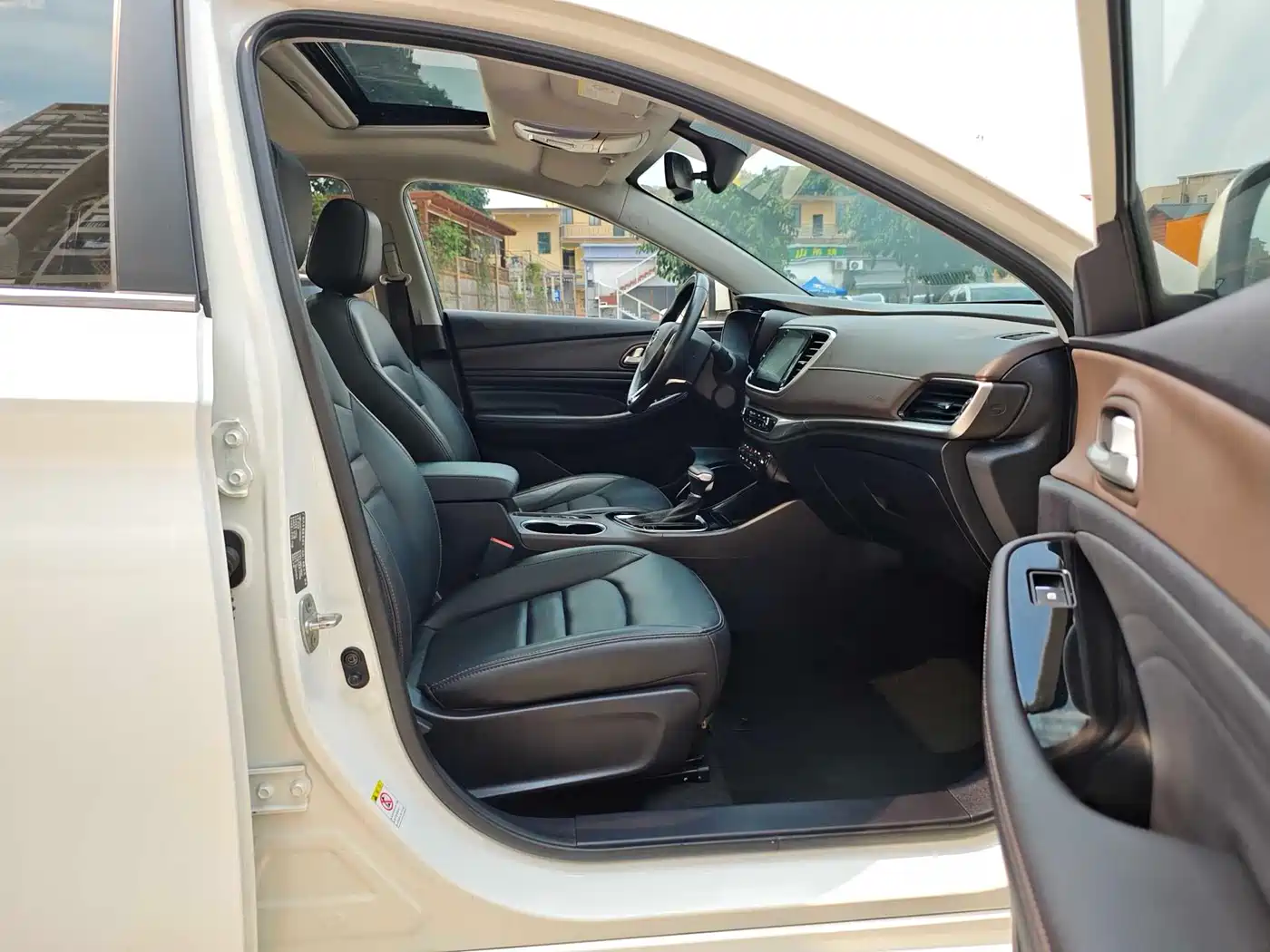 GAC Trumpchi Trumpchi GA4 2018 200T Automatic Exclusive фото 14