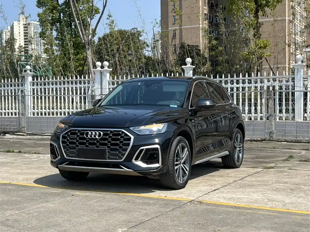Audi Q5L 2022 Facelift 40T Luxury Dynamic фото 2
