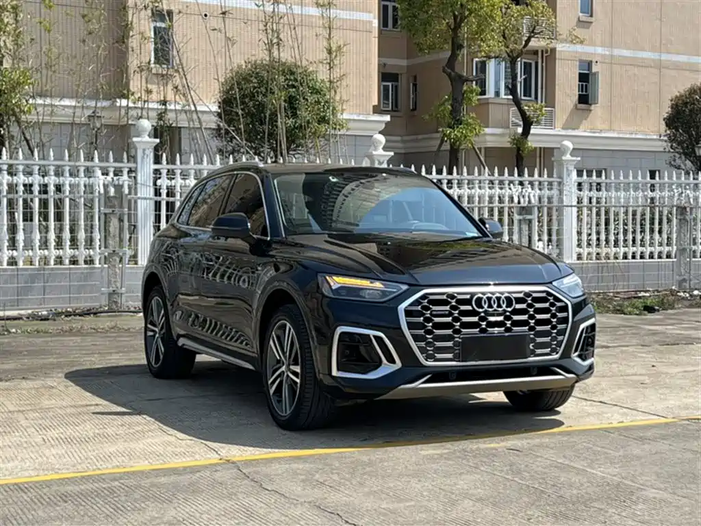 Audi Q5L 2022 Facelift 40T Luxury Dynamic фото 4