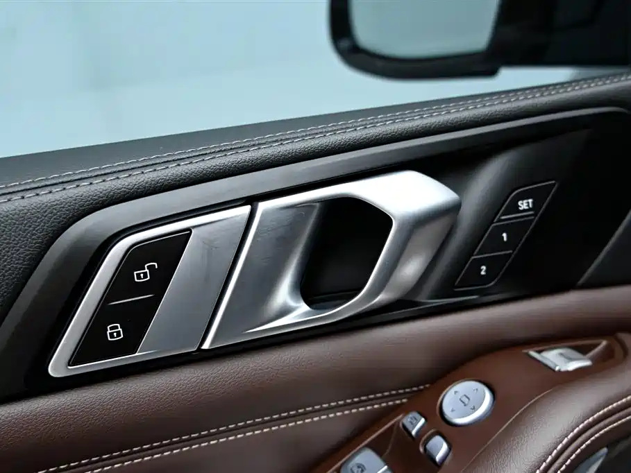 BMW X5 2022 Facelift xDrive 40Li M Sport Package фото 22