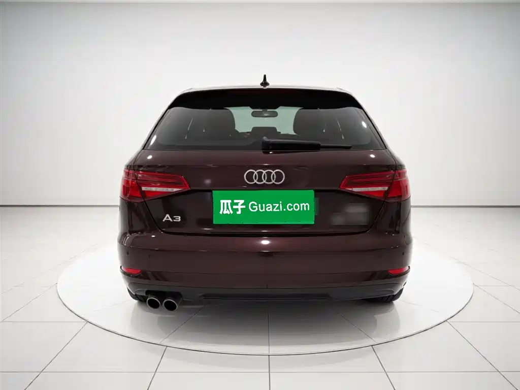 Audi A3 2018 30th Anniversary Sportback 35 TFSI Progressive фото 4