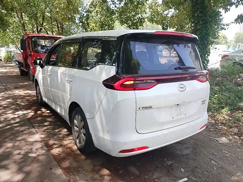 GAC Trumpchi Trumpchi M6 2019 270T Automatic Luxury (7-seater) China V фото 5